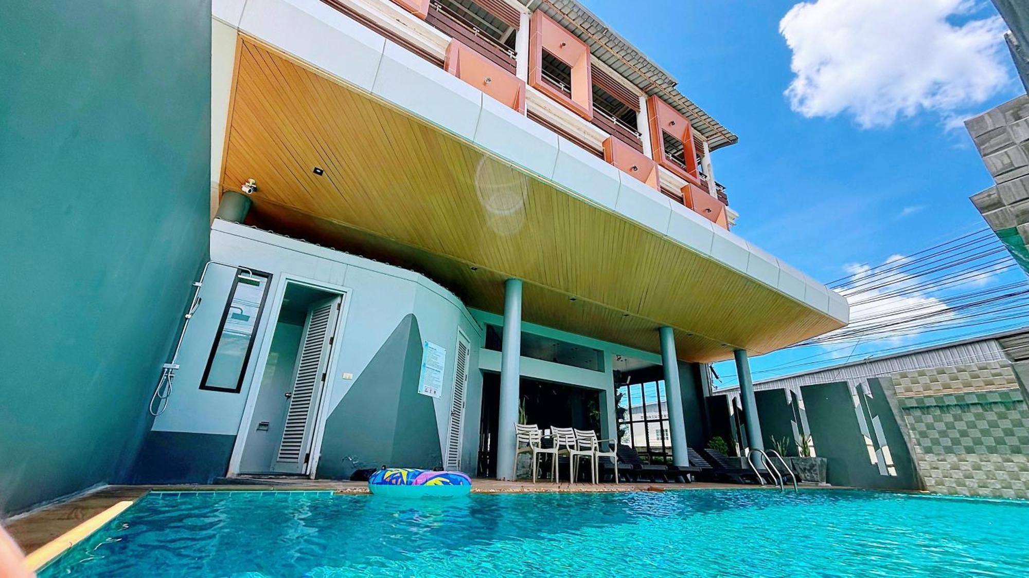 Ratana Hotel Sakdidet, Phuket Town Ngoại thất bức ảnh